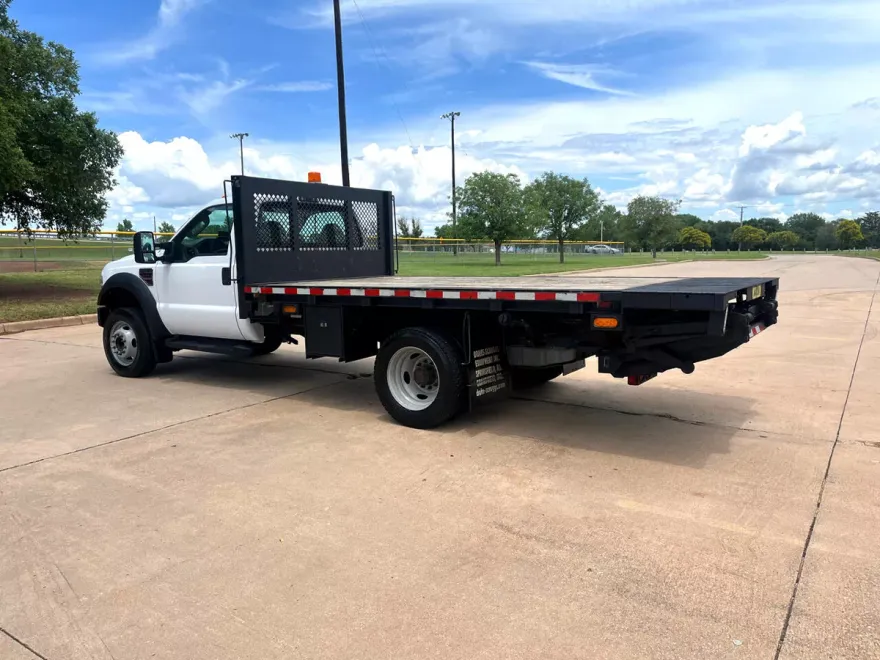 2009 Ford F-550 XLT photo 5