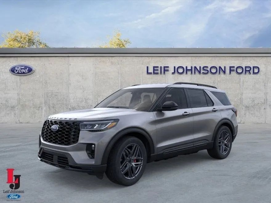 2025 Ford Explorer ST-Line photo 1