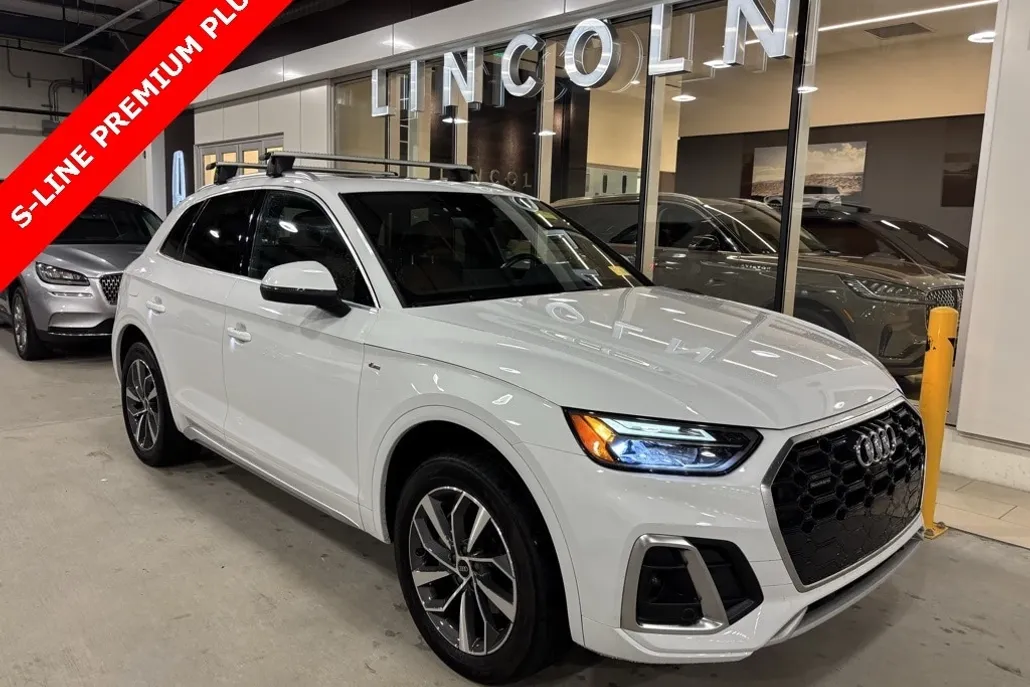 2023 Audi Q5 45 S line Premium photo 1