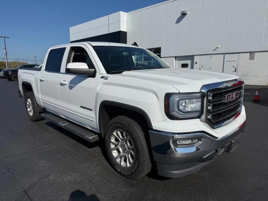 2018 Gmc Sierra 1500 SLE photo 1