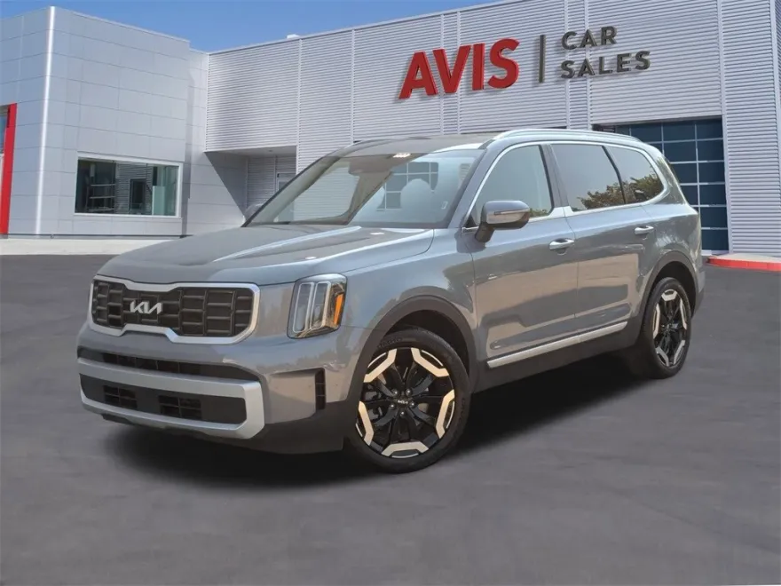 2025 Kia Telluride S photo 1