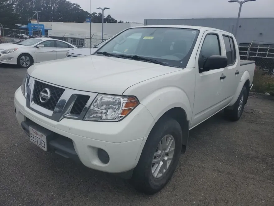 2020 Nissan Frontier SV photo 1
