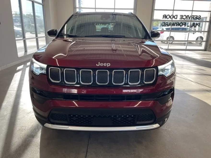 2022 Jeep Compass Limited photo 1