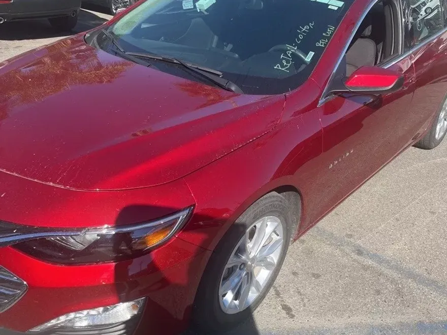 2024 Chevrolet Malibu 1LT photo 1