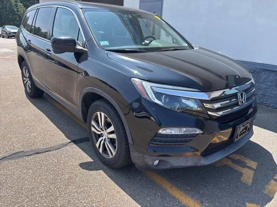 2016 Honda Pilot EX-L photo 1