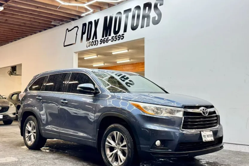 2014 Toyota Highlander XLE Sport photo 1