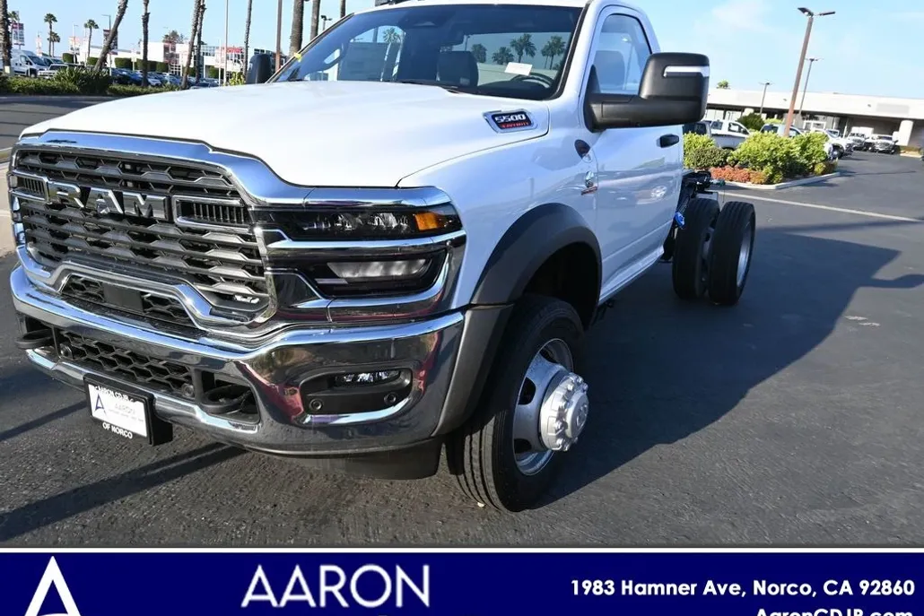 2025 Ram 5500 Tradesman photo 1