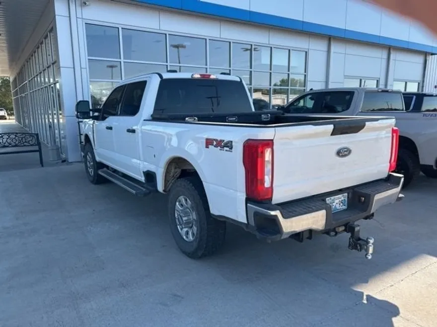 2024 Ford F-250 XLT photo 1