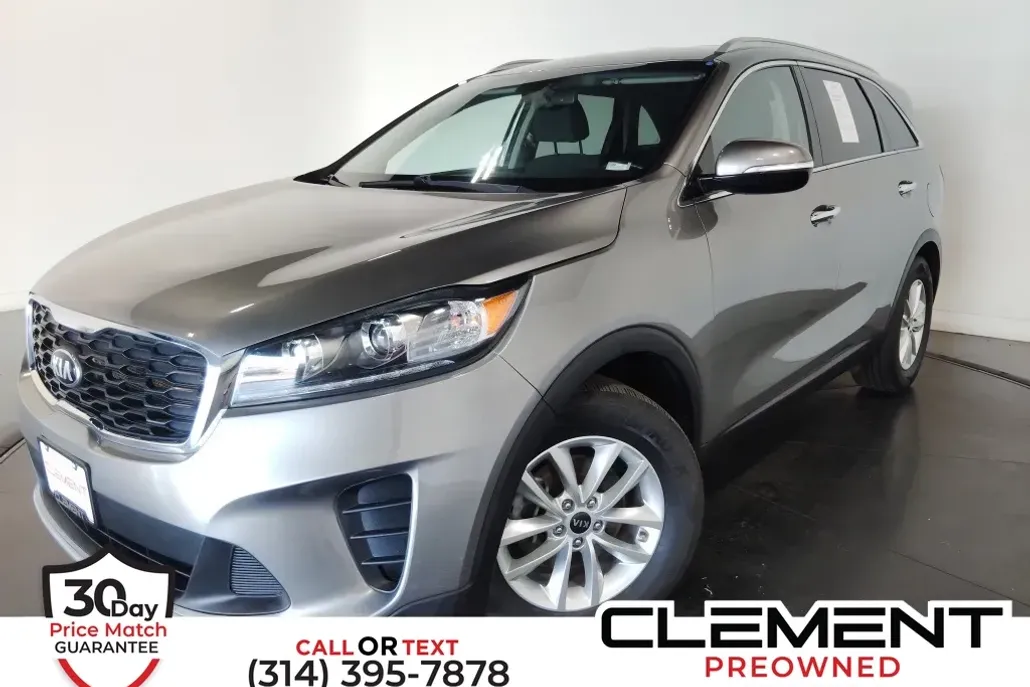 2019 Kia Sorento LX photo 1
