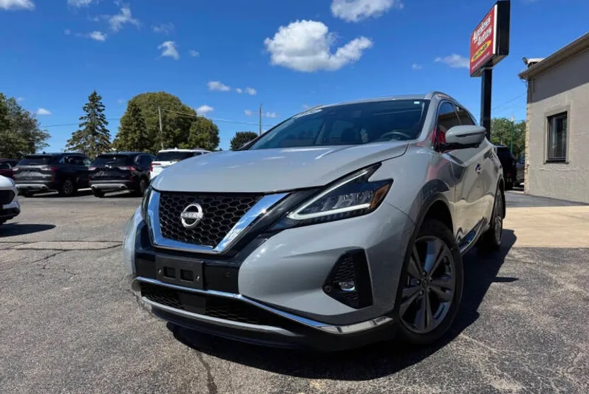 2024 Nissan Murano Platinum photo 1
