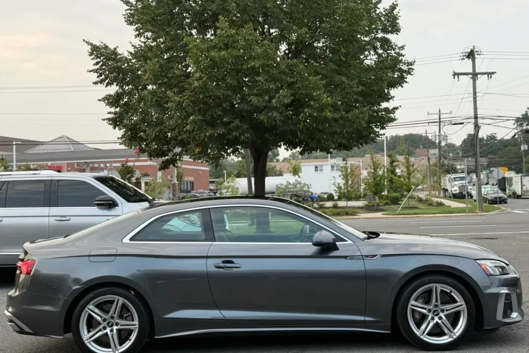 2021 Audi A5 Quattro Premium Plus photo 1