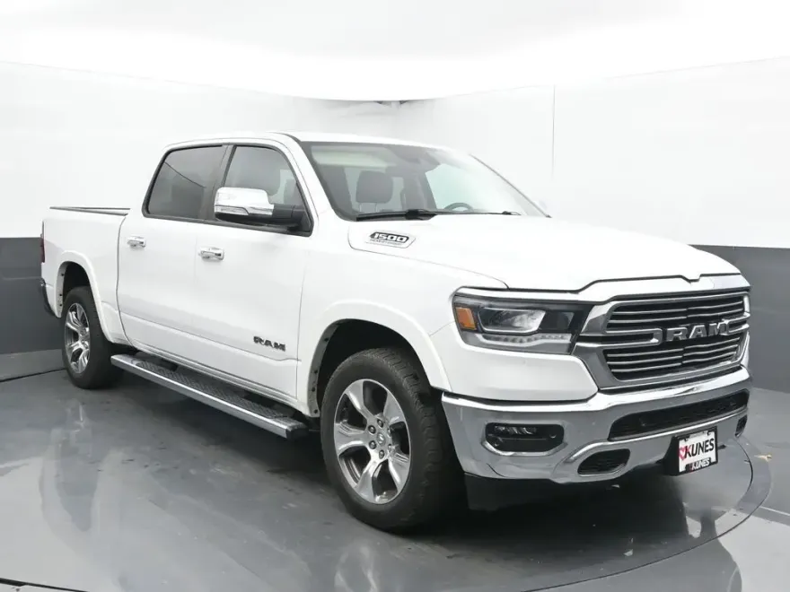 2022 Ram 1500 Laramie photo 1