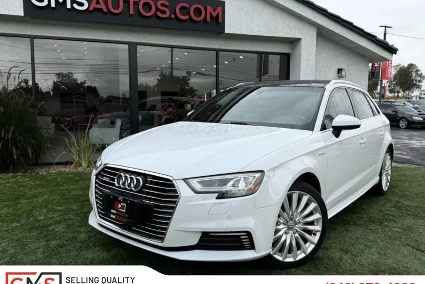 2017 Audi A3 E-tron Premium Plus photo 1