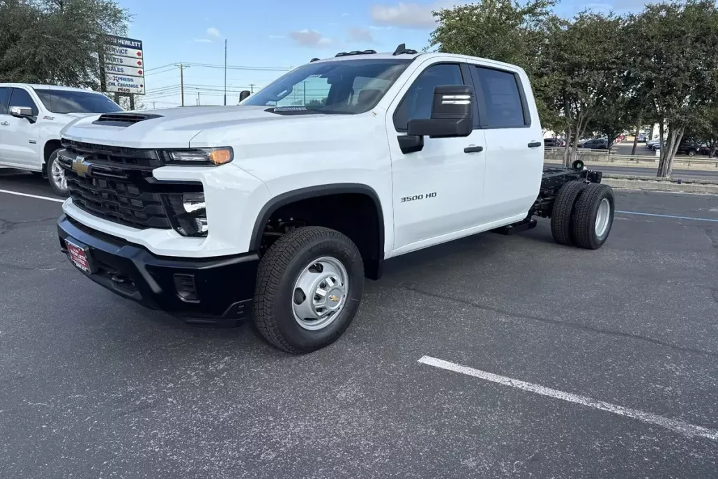 2026 Chevrolet Silverado Work Truck photo 1