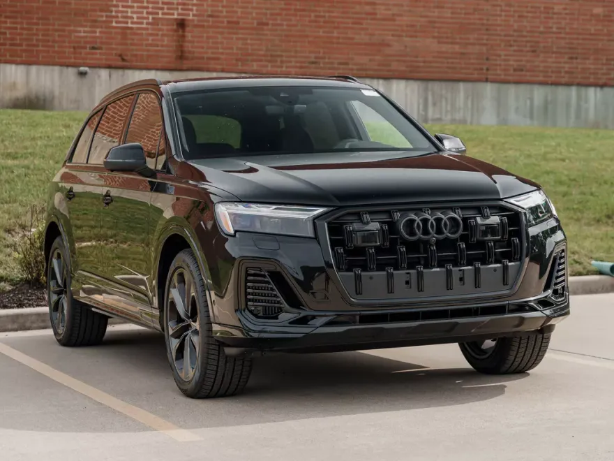 2025 Audi Q7 Premium Plus photo 1