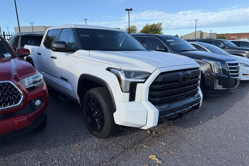 2024 Toyota Tundra SR5 photo 1
