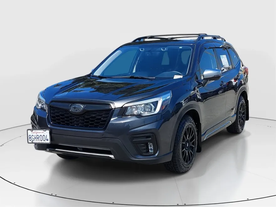 2019 Subaru Forester Touring photo 1