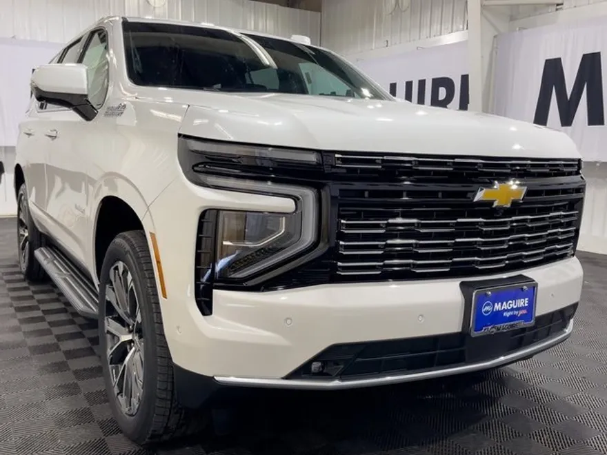 2025 Chevrolet Tahoe High Country photo 1