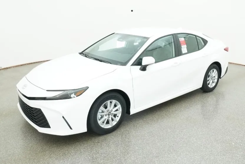 2026 Toyota Camry LE photo 1