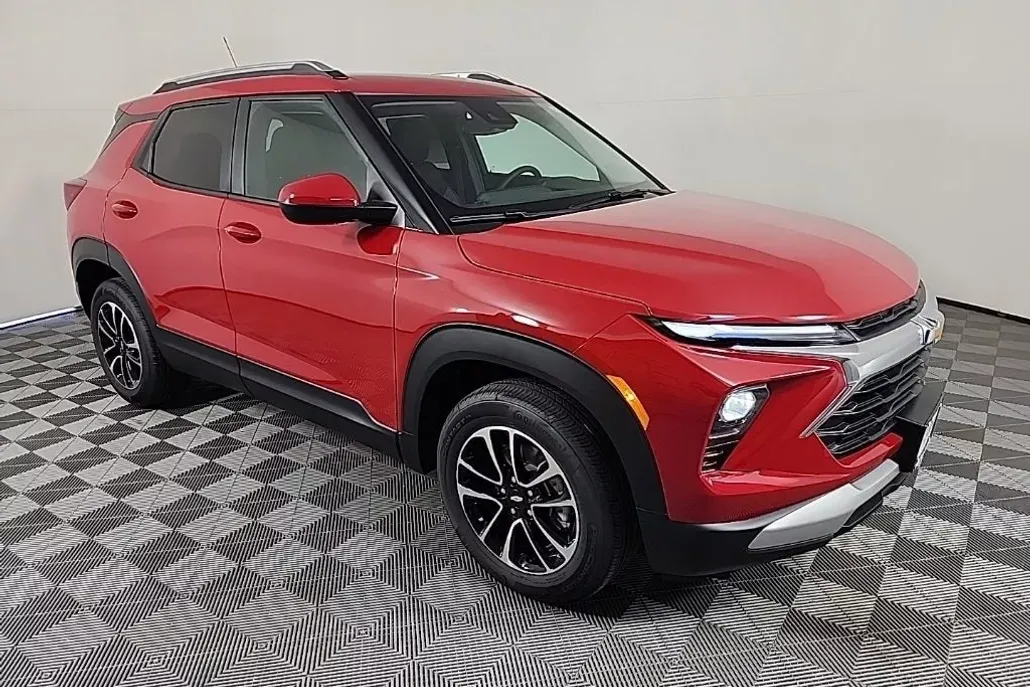 2026 Chevrolet Trailblazer LT photo 1
