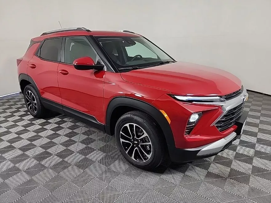 2026 Chevrolet Trailblazer LT photo 1