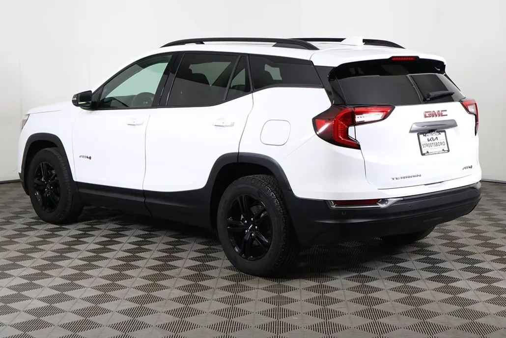 2022 Gmc Terrain AT4 photo 1
