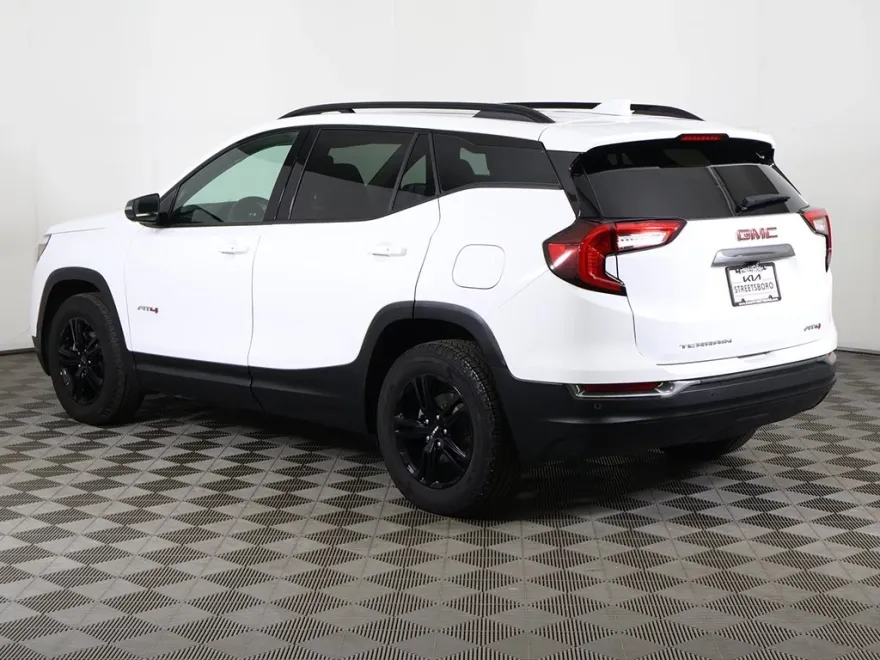 2022 Gmc Terrain AT4 photo 1