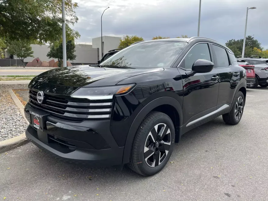 2026 Nissan Kicks SV photo 1