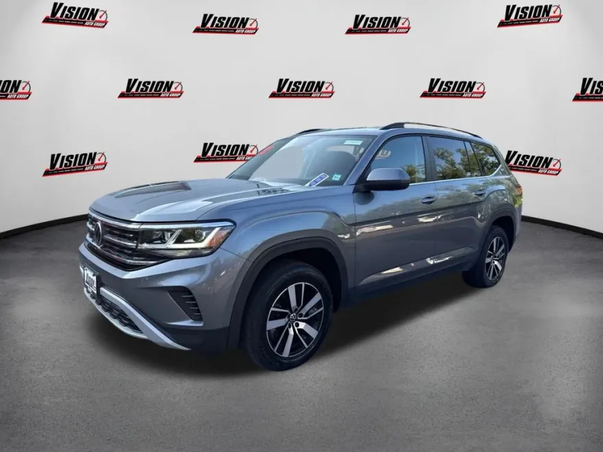 2022 Volkswagen Atlas SE photo 1