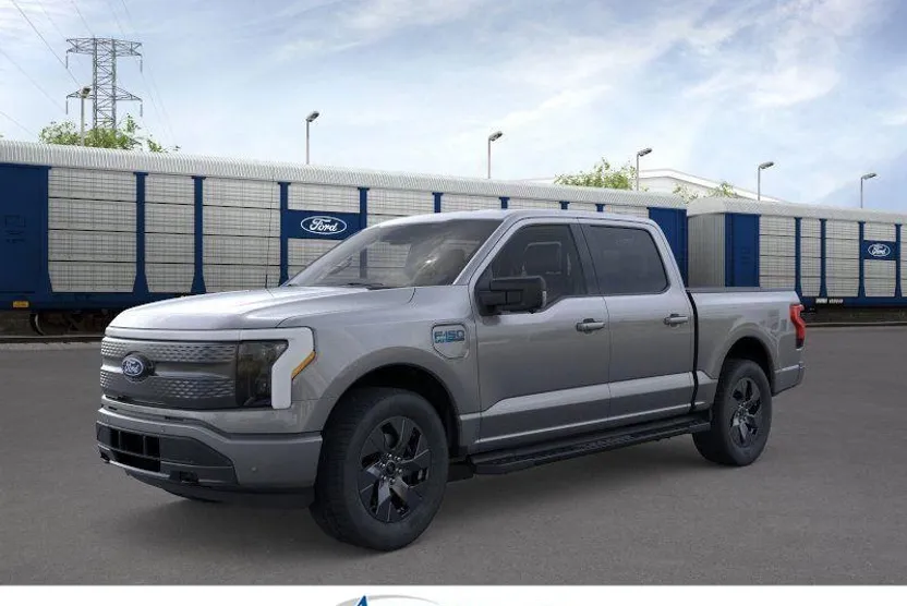 2025 Ford F-150 Lightning photo 1