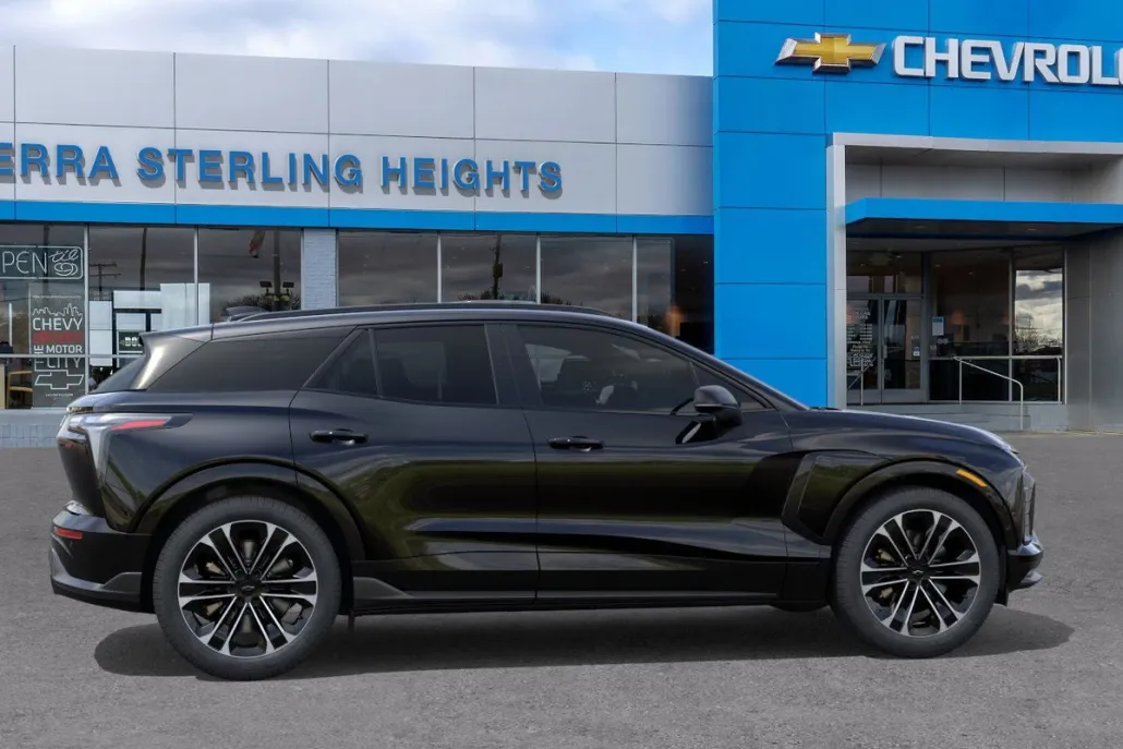 2025 Chevrolet Blazer EV photo 1