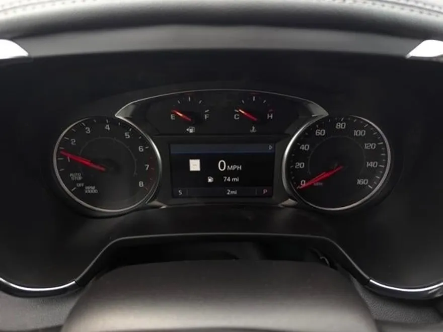 2025 Chevrolet Blazer 3LT photo 2
