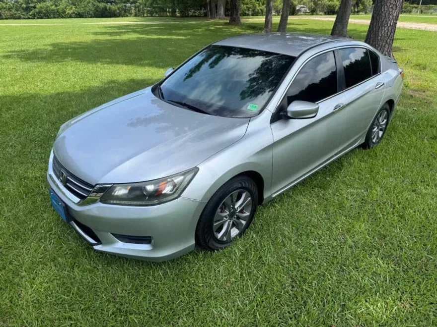 2014 Honda Accord LX photo 1