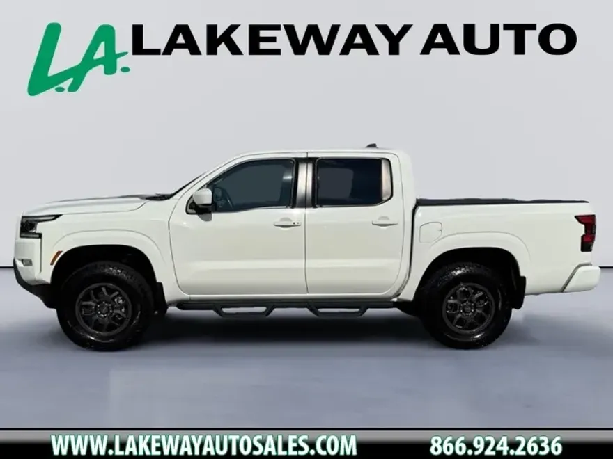 2022 Nissan Frontier SV photo 1