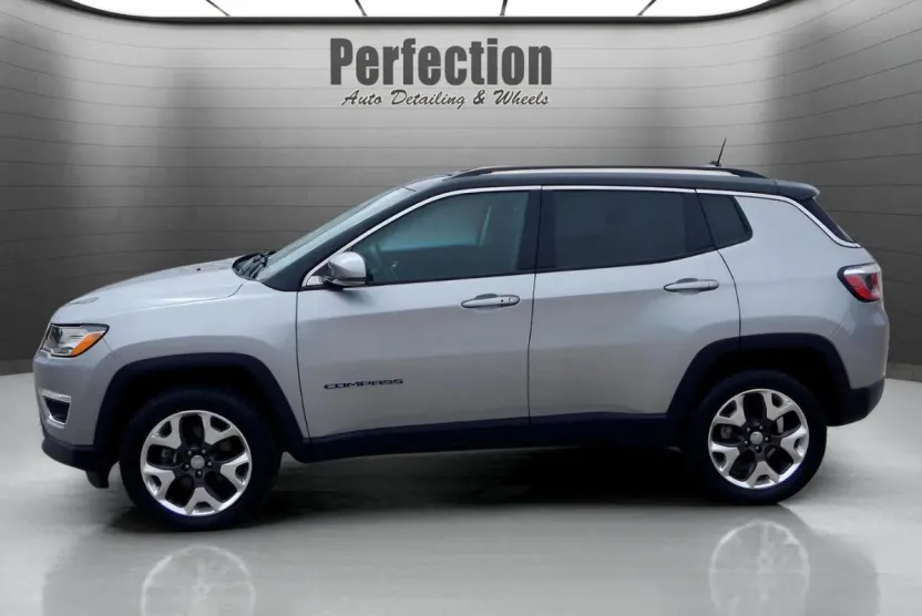 2019 Jeep Compass Limited photo 1