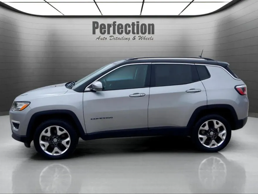 2019 Jeep Compass Limited photo 1