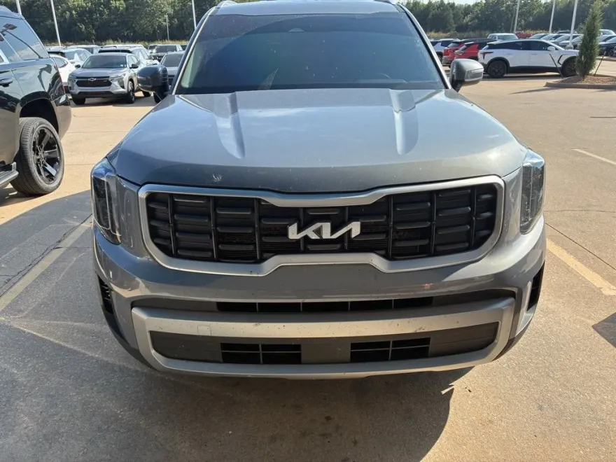 2023 Kia Telluride S photo 1