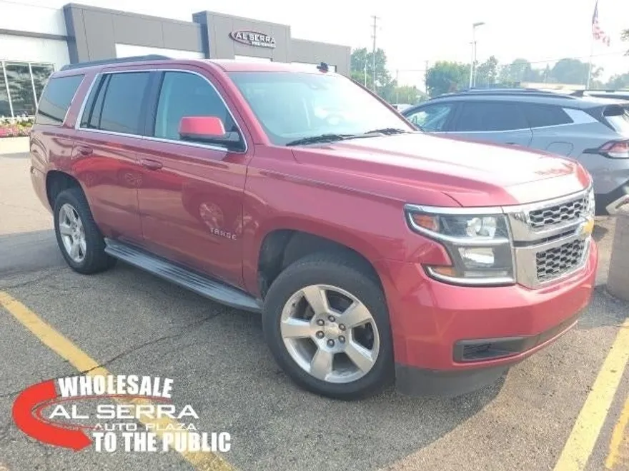 2015 Chevrolet Tahoe LT photo 1