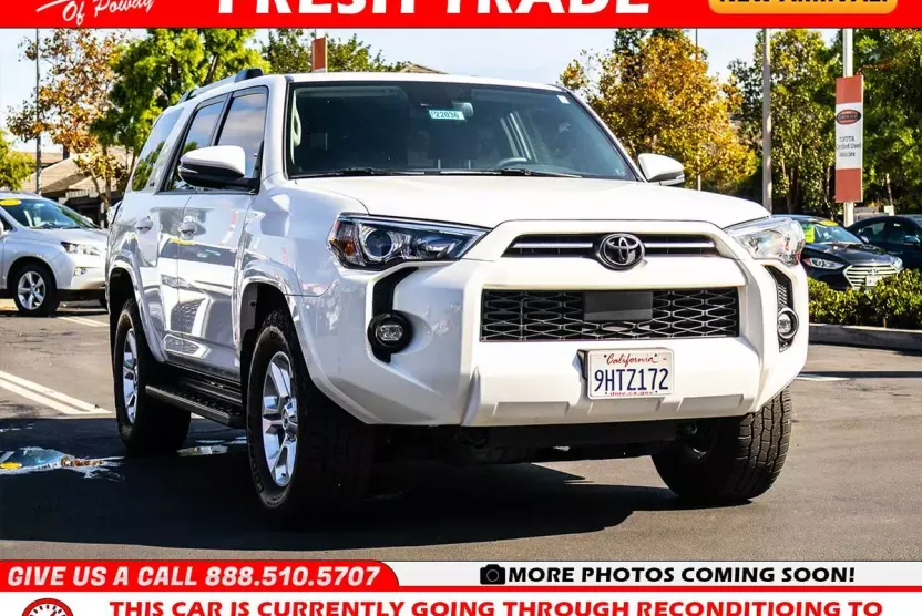 2022 Toyota 4Runner SR5 Premium photo 1