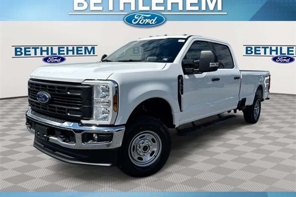 2025 Ford F-350 photo 1