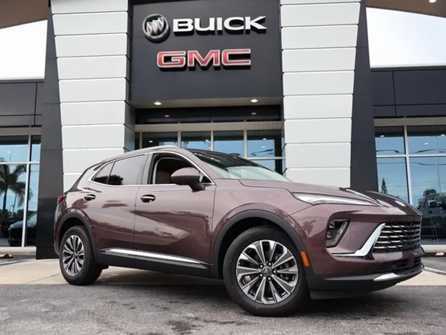 2025 Buick Envision Preferred photo 1