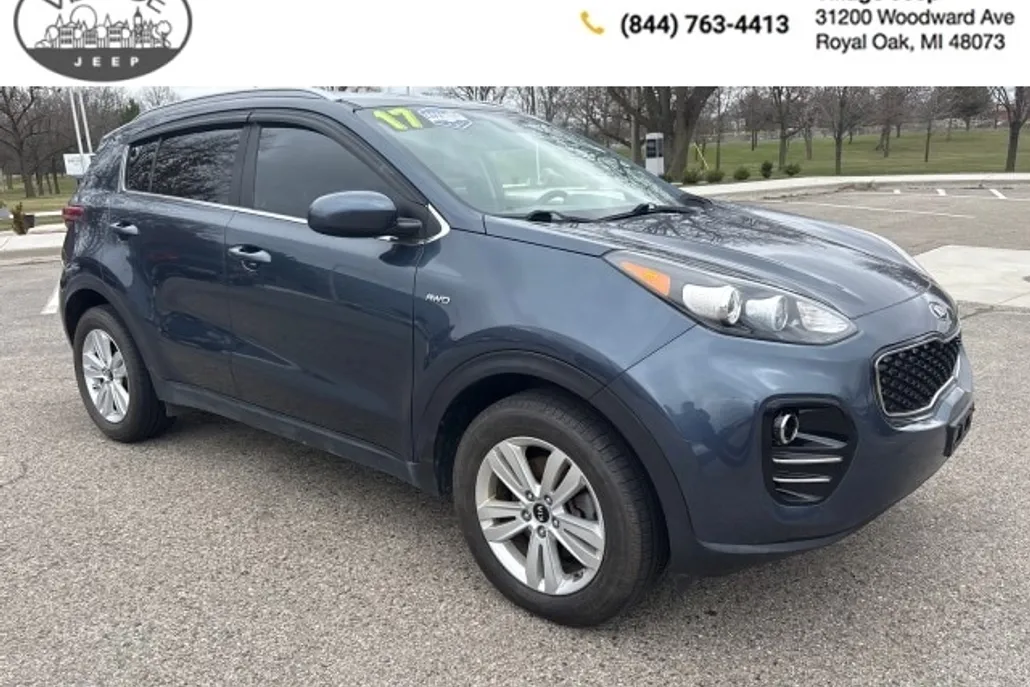 2017 Kia Sportage LX photo 1