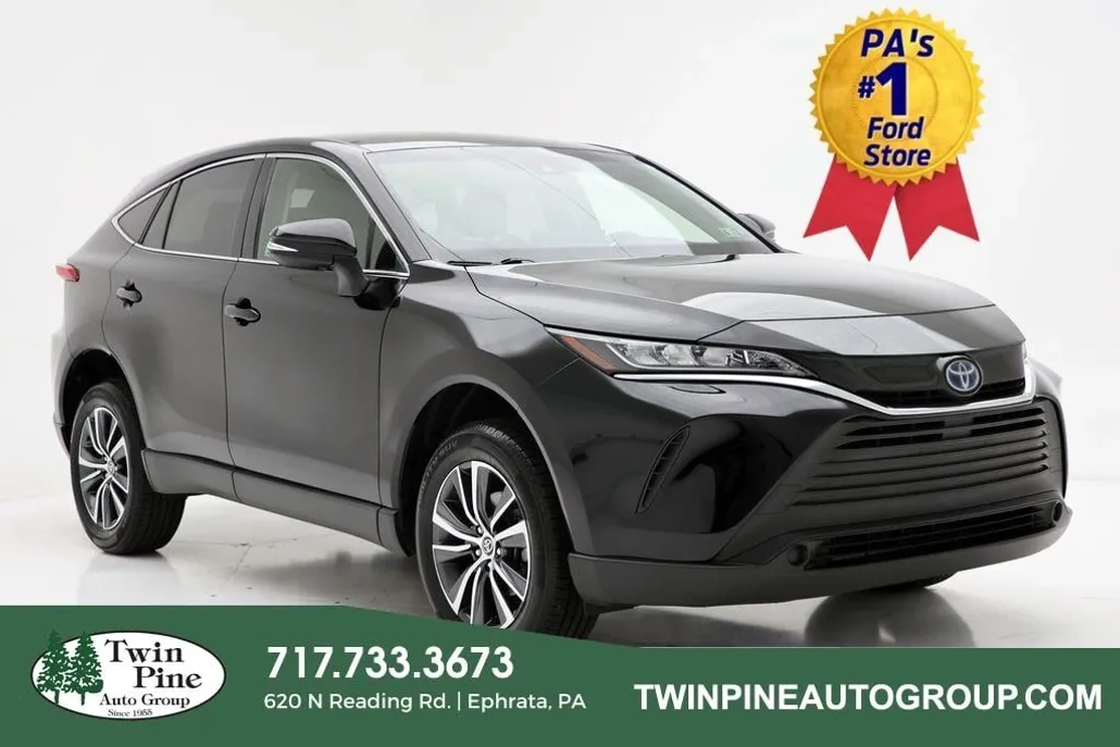 2022 Toyota Venza LE photo 1