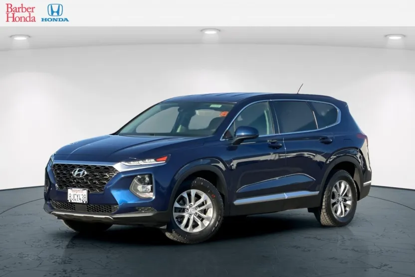 2019 Hyundai Santa Fe SE photo 1