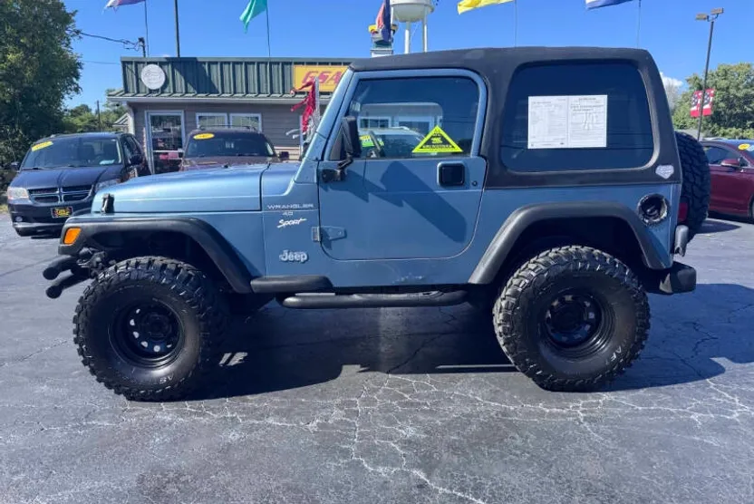 1998 Jeep Wrangler Sport TJ photo 1