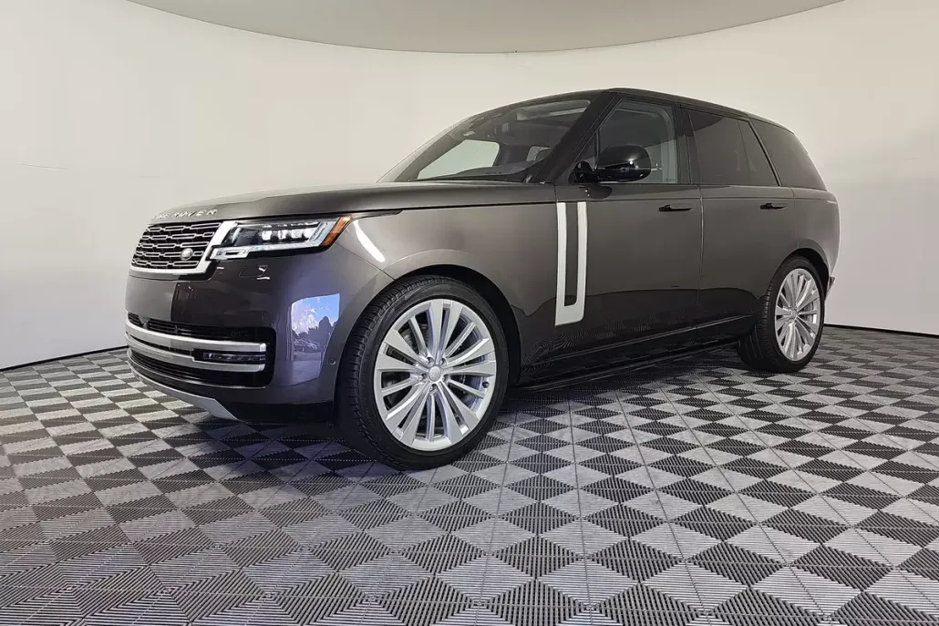 2023 Land Rover Range Rover First Edition photo 1