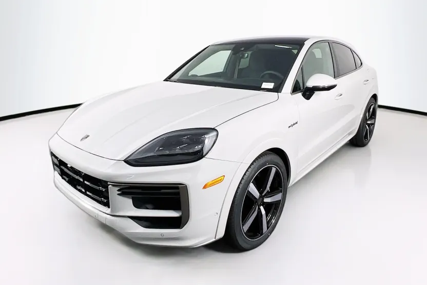 2026 Porsche Cayenne Turbo E-Hybrid Coupe photo 1