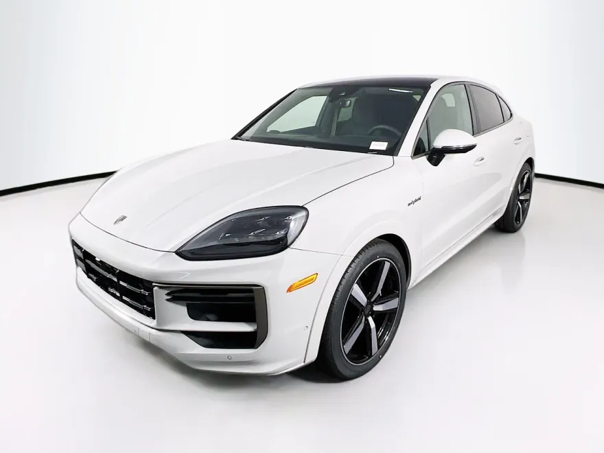 2026 Porsche Cayenne Turbo E-Hybrid Coupe photo 1