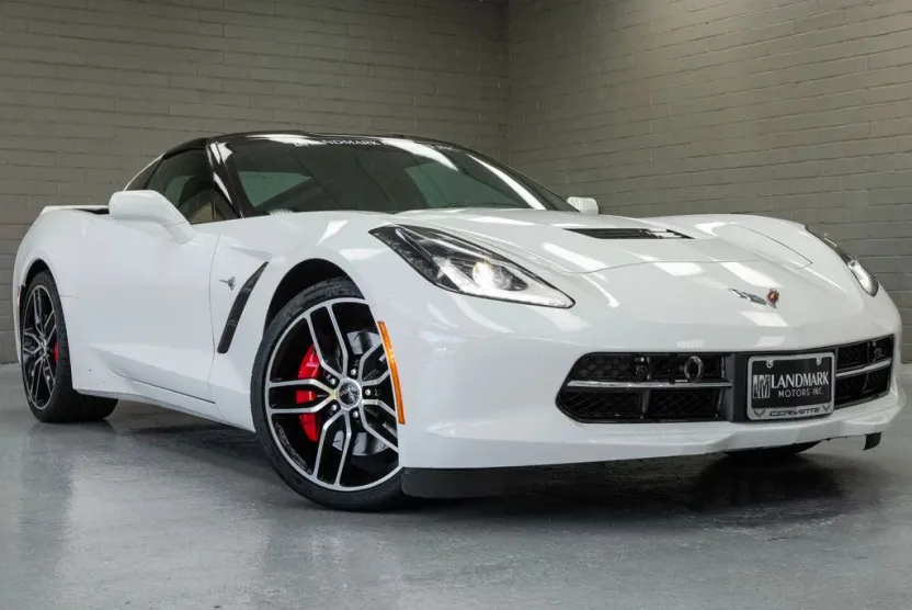 2016 Chevrolet Corvette Stingray Z51 Coupe 2LT photo 1