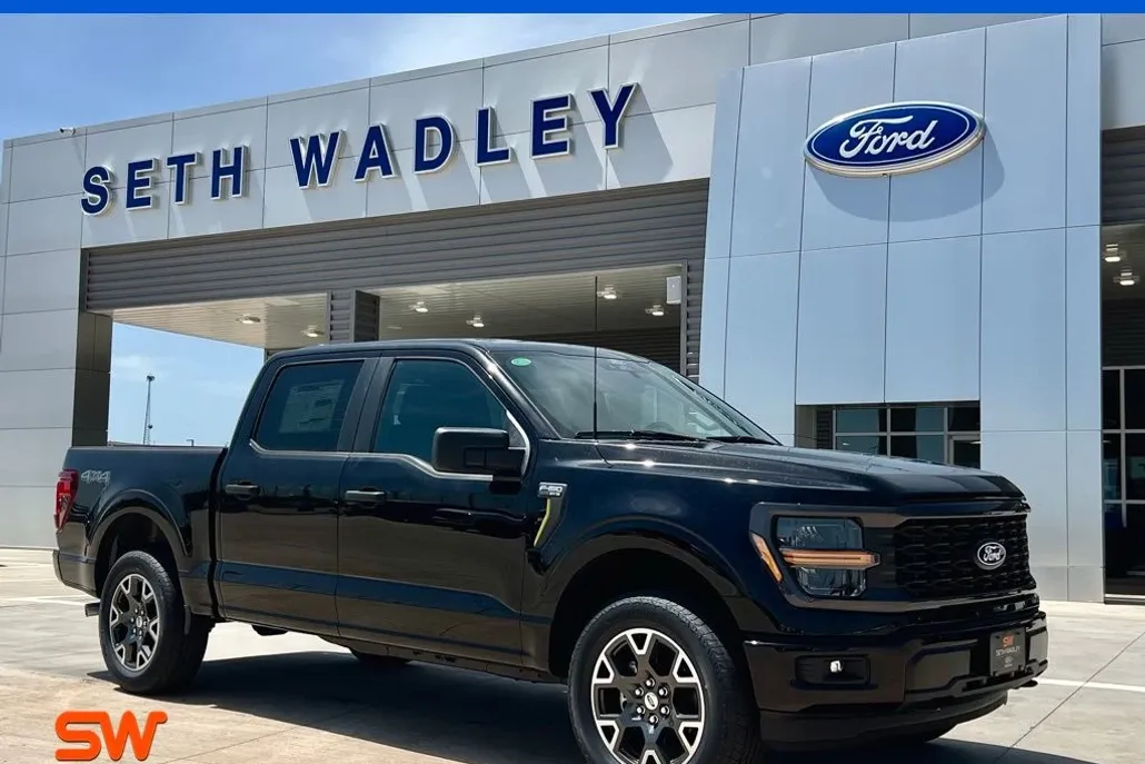 2025 Ford F-150 STX photo 1